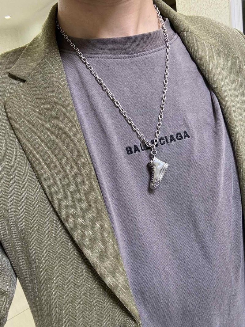 Gvc*1 necklaces